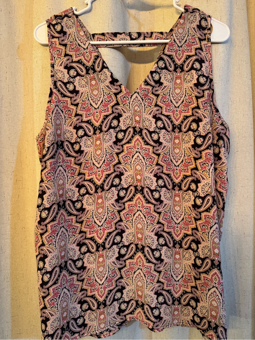 Maurices Paisley Print V-Neck Sleeveless Camisole in Pink and Black